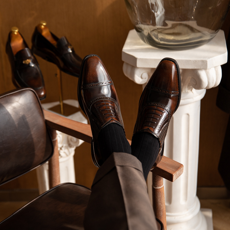 Gentleman Cowhide Commuting Formal Shoes - Image 4